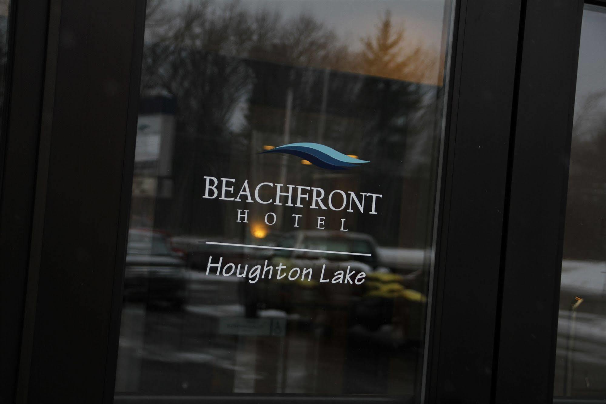 Beachfront Hotel 호튼 레이크 외부 사진